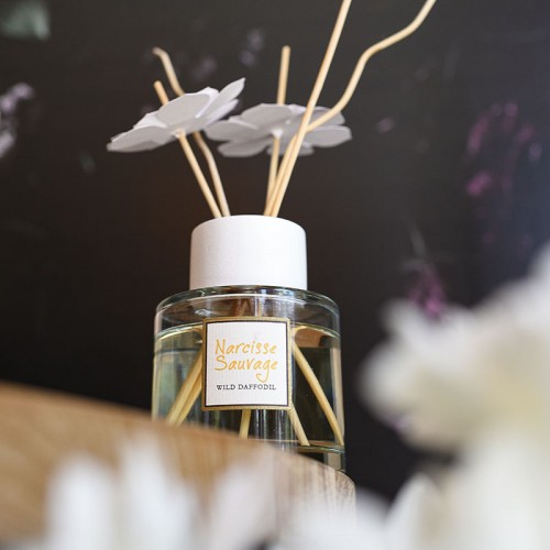 Wild Daffodil Reed Diffuser 2