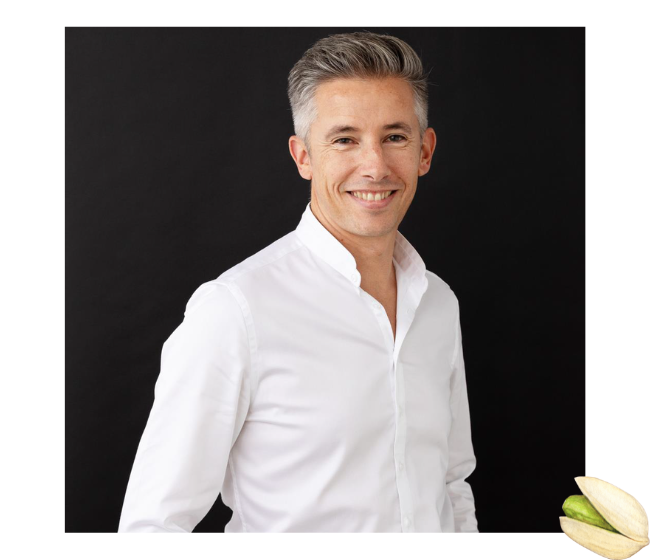 Portrait d'un monsieur en noir et blanc